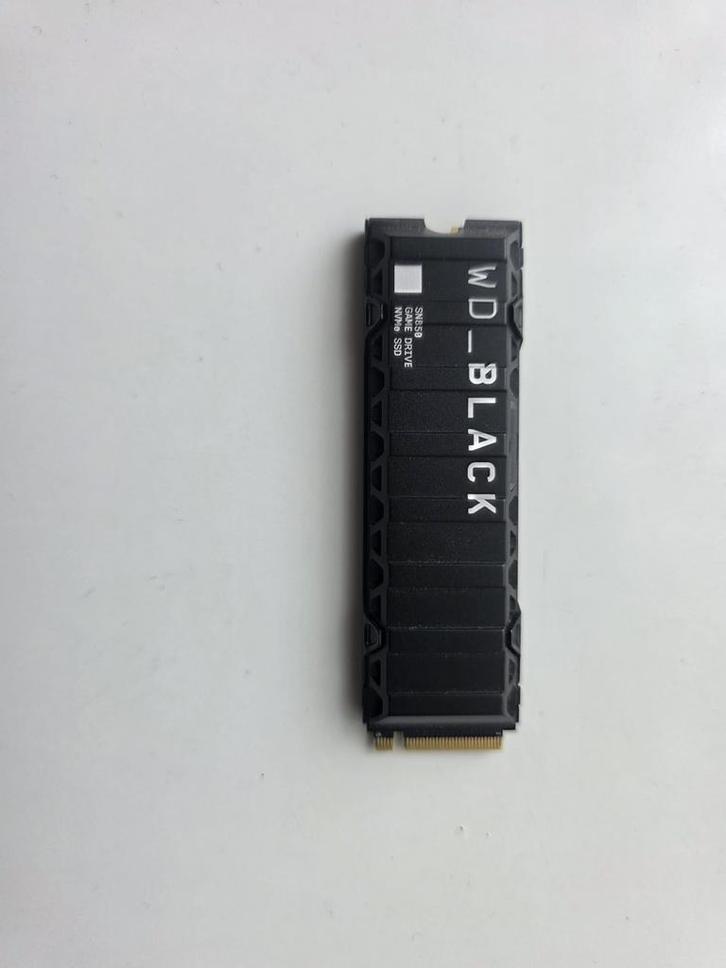 WD_BLACK SN850 NVMe SSD 1TB met Heatsink (PS5, PC, Laptop), Computers en Software, Harde schijven, Ophalen of Verzenden