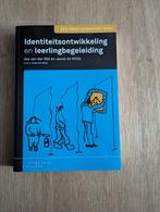 Identiteitsontwikkeling en leerlingbegeleiding. J.v.d.Wal, Jos van der Wal, Zo goed als nieuw, Beta, HBO