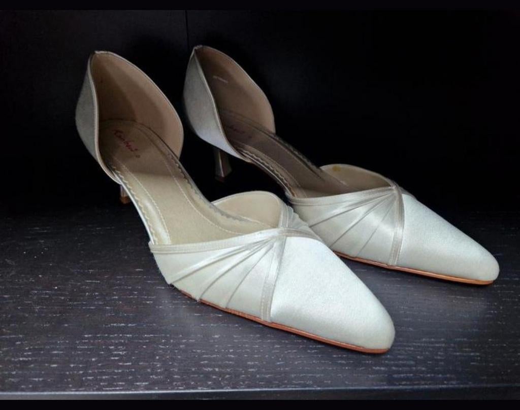 Nieuwe satijnen trouwschoenen van Elsa Coloured Shoes, Ophalen of Verzenden, Nieuw, Accessoires