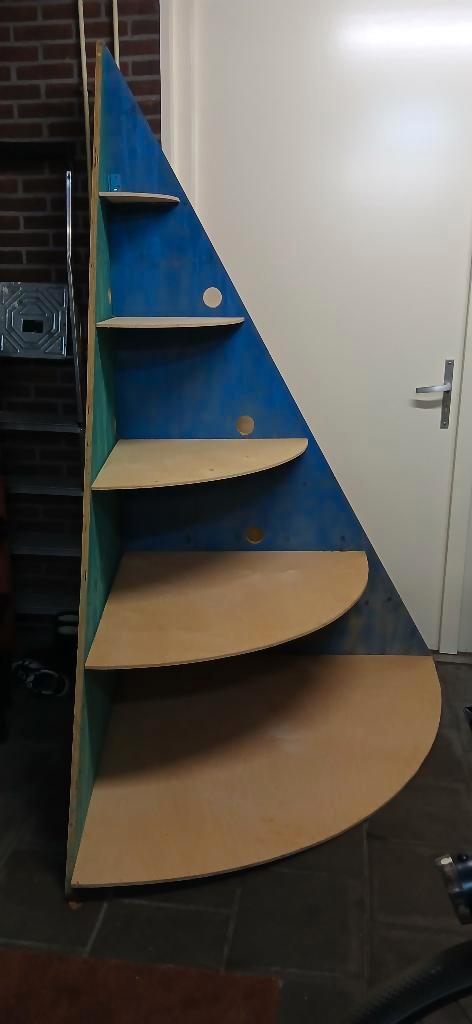 Mooie etagere voor bijvoorbeeld een kerstdorpje, Diversen, Kerst, Zo goed als nieuw, Ophalen