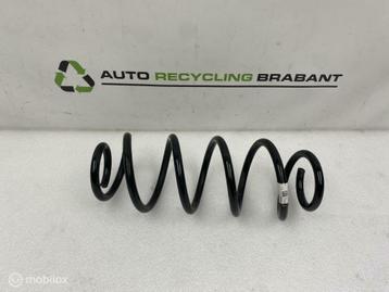 Schroefveer Achter Skoda Scala 2Q0511121EC beschikbaar voor biedingen