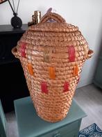 Grote Vintage rieten mand met deksel, Overige materialen, Gebruikt, 50 tot 100 cm, Ophalen of Verzenden