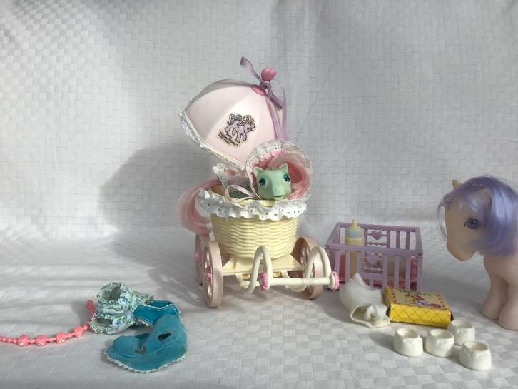 My Little Pony BabyTiddley Winks met Kinderwagen en Box, Kinderen en Baby's, Speelgoed | My Little Pony, Gebruikt, Ophalen of Verzenden