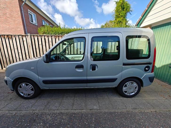 Renault Kangoo 60.000KM  rolstoelvervoer 2007 nieuwe APK, Auto's, Renault, Particulier, Kangoo, Aangepast voor mindervaliden, ABS