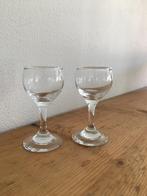 Borrelglaasjes met voetje 2 stuks, Ophalen of Verzenden, Zo goed als nieuw, Borrel- of Shotglas