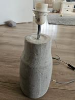 Mooie zware stenen betonlook lampenvoet..43cm hoog, Ophalen, Zo goed als nieuw, Minder dan 50 cm