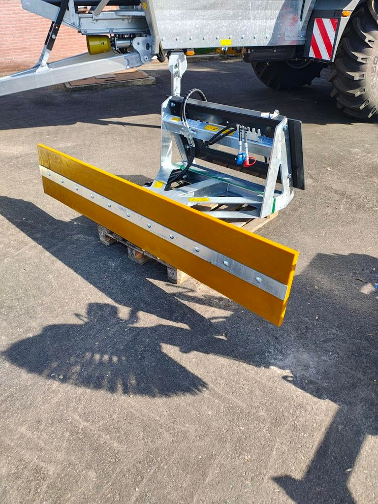 Fliegl  hydraulische schuif, Ophalen