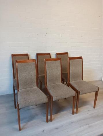Set van 6 vintage houten stoelen Casana beschikbaar voor biedingen
