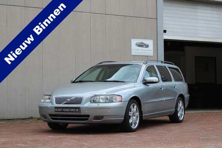 Volvo V70 2.5T AUTOMAAT YOUNGTIMER incl. 21% BTW (bj 2006), Auto's, Volvo, Bedrijf, Te koop, V70, 4x4, ABS, Airbags, Airconditioning
