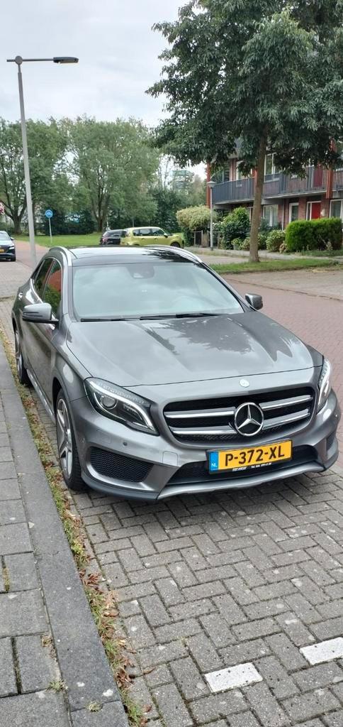 Mercedes-Benz GLA Gla220 CDI 2.1 130KW Aut7 4M 2016 Grijs, Auto's, Mercedes-Benz, Particulier, GLA, Diesel, G, SUV of Terreinwagen