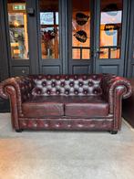 Chesterfield 2 zits bank zo goed als Nieuw, 150 tot 200 cm, Tweepersoons, Zo goed als nieuw, Engels Chique