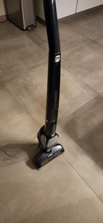 Steelstofzuiger met kruimeldief - 2 in 1 AEG, Ophalen, Gebruikt, Stofzuiger, Minder dan 1200 watt