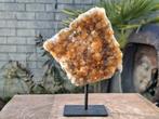 Citrien op standaard no A, Verzamelen, Ophalen of Verzenden, Mineraal