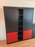 Zwarte en rode kast combinatie Pastoe design, Ophalen