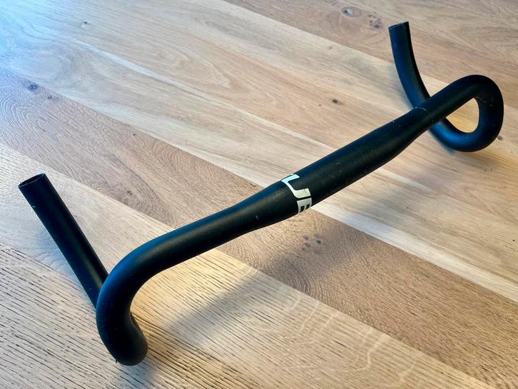 Cube racefiets stuur, Fietsen en Brommers, Fietsonderdelen, Zo goed als nieuw, Racefiets, Stuur, Ophalen of Verzenden