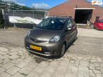 Toyota Aygo 1.0 VVT-i Aspiration bj 2012 2x, Voorwielaandrijving, Euro 5, Stof, Gebruikt