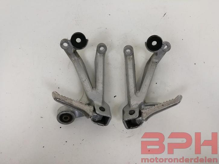 Duo voetsteunen Suzuki GSX-R 600 750 SRAD 1996 t/m 2000 GSXR, Motoren, Onderdelen | Suzuki, Gebruikt, Ophalen of Verzenden