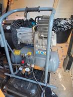 Compressor 10 barr, Doe-het-zelf en Verbouw, Compressors, 100 liter of meer, Ophalen, Zo goed als nieuw, 6 tot 10 bar