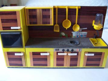 Poppenkeuken beschikbaar voor biedingen