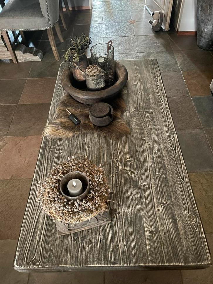 Klooster salontafel, Antiek en Kunst, Antiek | Meubels | Tafels, Ophalen