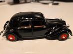 Citroen traction 11b 1930 1/43, Ophalen of Verzenden, Gebruikt, Auto, Universal Hobbies