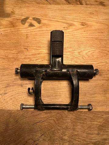 Piaggio zip 50 2T subframe + bouten en moeren beschikbaar voor biedingen