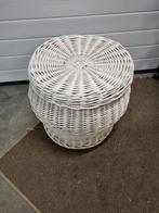 mand rotan wit met deksel vintage, Huis en Inrichting, Ophalen of Verzenden, 'T Olde Gre-j, Info@toldegrej.nl, Endepoelstraat 20f Didam