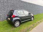 Toyota Aygo 1.0-12V + AUTOMAAT - AIRCO, Gebruikt, 4 stoelen, 68 pk, Origineel Nederlands