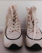 Beige Canvas Gympen met Aparte Zool - Maat 40 (valt als 39), Kleding | Dames, Schoenen, Oxmox, Beige, Ophalen of Verzenden, Sneakers of Gympen