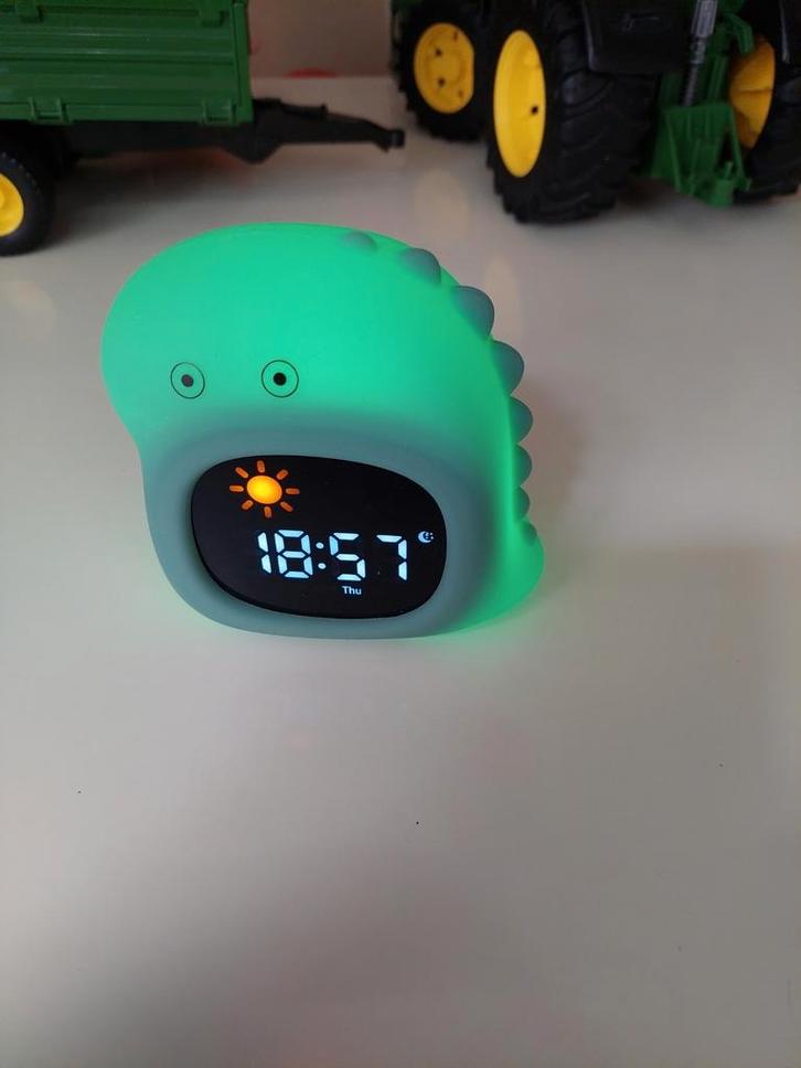 JoyCat Kinderwekker, een leuke en functionele slaaptrainings, Sieraden, Tassen en Uiterlijk, Horloges | Kinderen, Zo goed als nieuw