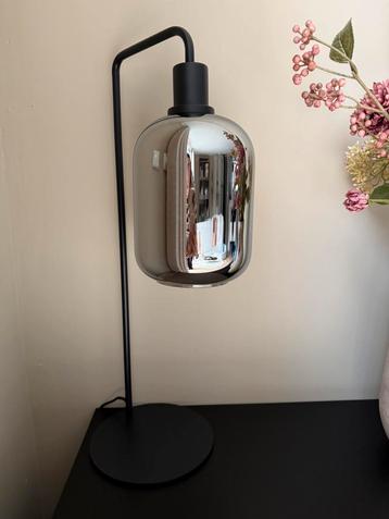 Light & Living tafellamp – smoke glas & zwart metaal beschikbaar voor biedingen