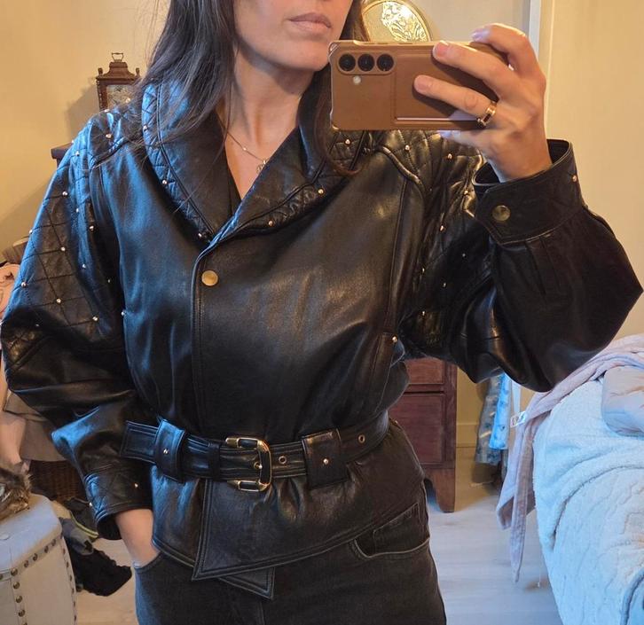 Vintage Zwart Leren Jas Dames Vleermuismouwen S / M Goud, Kleding | Dames, Jassen | Winter, Zo goed als nieuw, Maat 36 (S), Zwart