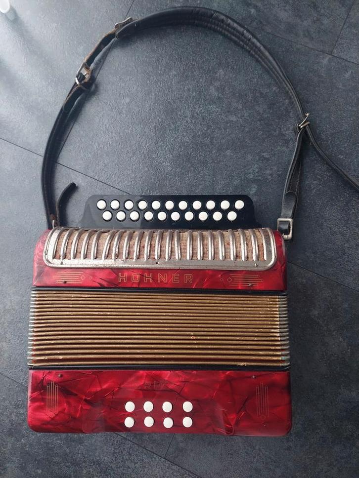Hohner Erica Accordeon - Werkt Perfect!, Muziek en Instrumenten, Accordeons, Ophalen of Verzenden