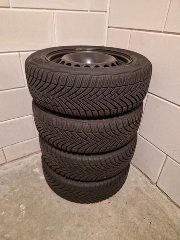 Winterbandenset 15 inch - Staal met Vredestein - 10k KM beschikbaar voor biedingen