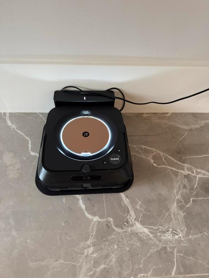 Roomba Braava Jet M6 Robot Dweil, Witgoed en Apparatuur, Stofzuigers, Gebruikt, Robotstofzuiger, Minder dan 1200 watt, Reservoir