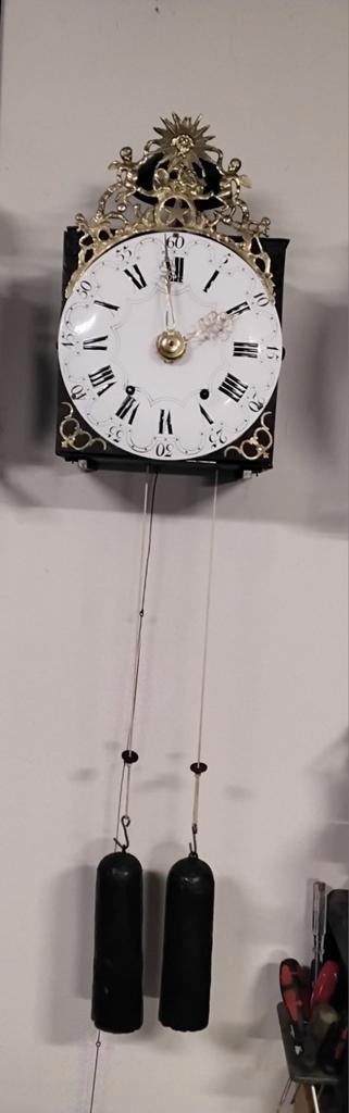 zonnecomtoise met mooi gietstuk., Antiek en Kunst, Antiek | Klokken, Ophalen of Verzenden