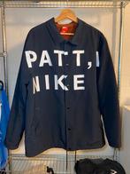 Patta Nike coach jas, Kleding | Heren, Jassen | Zomer, Maat 52/54 (L), Nike, Gedragen, Verzenden