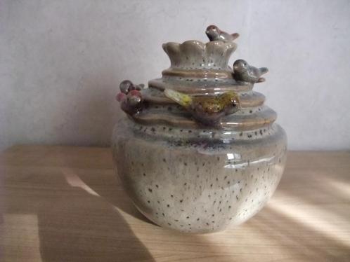 Vaasje leuk schattig grappig vaasje met vogeltjes, Huis en Inrichting, Woonaccessoires | Vazen, Zo goed als nieuw, Overige kleuren