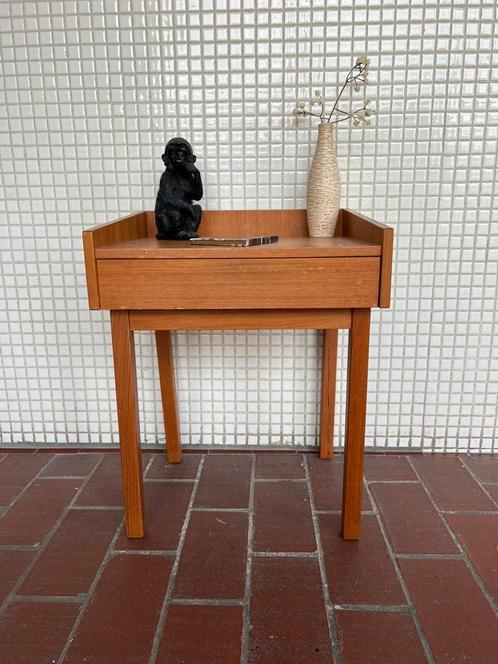 Deens teak nachtkastje, Huis en Inrichting, Tafels | Sidetables, Gebruikt, 25 tot 50 cm, Rechthoekig, Ophalen of Verzenden