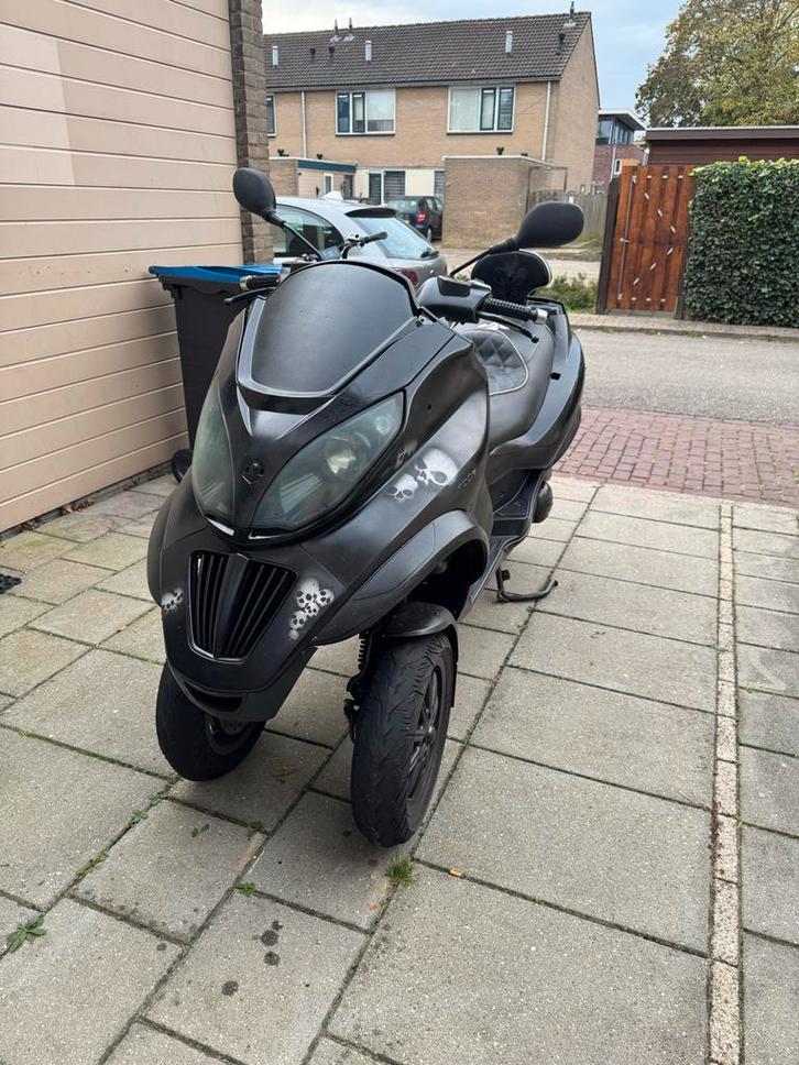 Piaggio MP3 - Driewiel Scooter, Fietsen en Brommers, Snorfietsen en Snorscooters, Gebruikt, Piaggio, Benzine, Ophalen