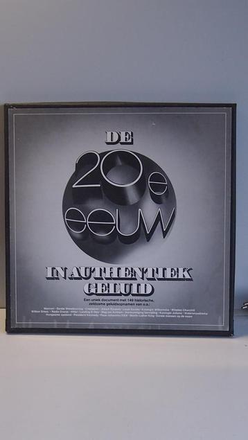 set 4 vinyl LP BOX RADIO fragmenten oa Tweede Wereld Oorlog