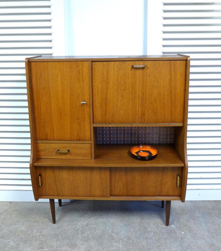 Prachtige midcentury retro vintage highboard buffet kastje, Huis en Inrichting, Kasten | Buffetkasten, Gebruikt, 100 tot 150 cm