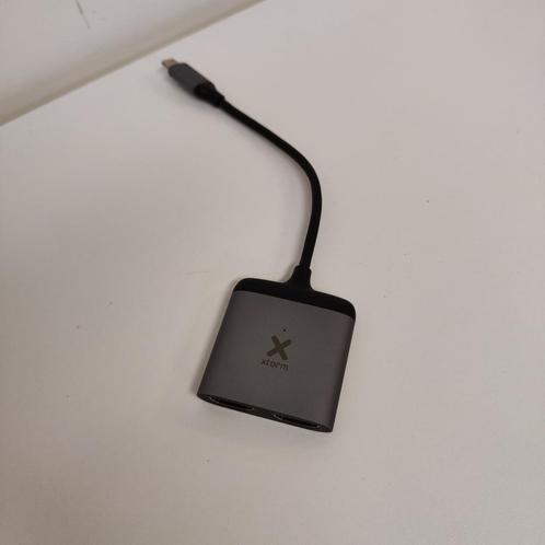 Xtorm Connect Series - USB-C Hub naar 2x HDMI - Grijs, Computers en Software, Pc- en Netwerkkabels, Zo goed als nieuw, Ophalen of Verzenden