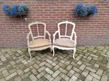Oude Brocante Stoelen - Opknapper! beschikbaar voor biedingen