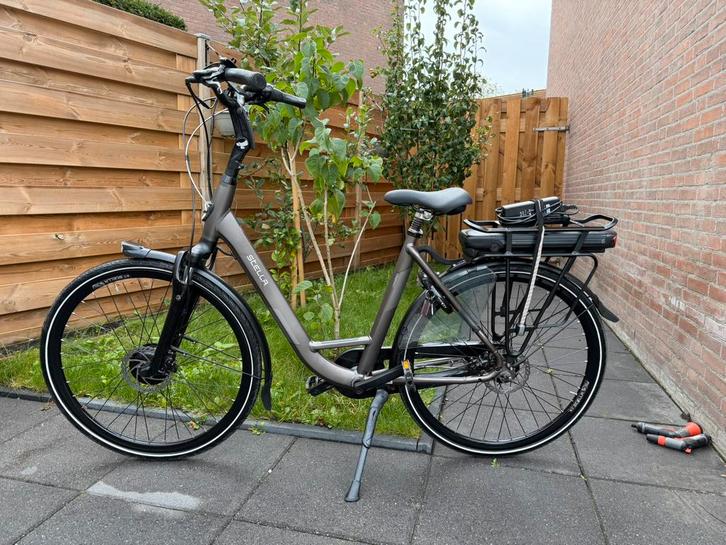 Stella livorno elektrische fiets, Fietsen en Brommers, Fietsen | Dames | Damesfietsen, Zo goed als nieuw, Overige merken, Versnellingen