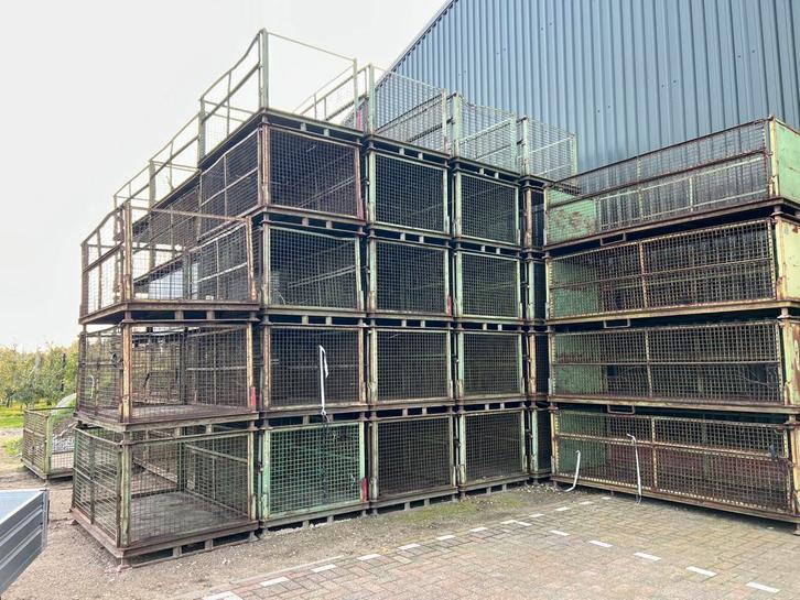Gitterbox Gaascontainer Oost duitse stapelkrat staal, Doe-het-zelf en Verbouw, Kratten en Dozen, Gebruikt, Krat, 100 cm of meer