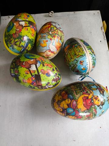 Brocante paaseieren  beschikbaar voor biedingen
