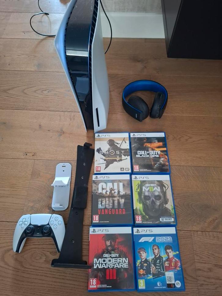 PS5 Disc version + Headset, Controller, Games + Gratis TV!, Spelcomputers en Games, Spelcomputers | Sony PlayStation 4, Gebruikt