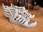 Afidas jeremy scott wijgs 2.0 wit. Maat 45, Kleding | Heren, Schoenen, Ophalen of Verzenden, Zo goed als nieuw, Wit