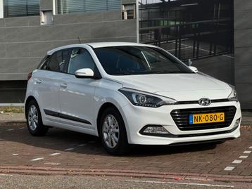 Hyundai i20 1.0 T-gdi 5-DRS 2017 Wit AIRCO|NAVI beschikbaar voor biedingen